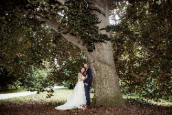 Hochzeitsreportage-Hannover-Heiraten-im-Wilhelm-Busch-Museum-in-Hannover-Hochzeitsfotograf-Hannover